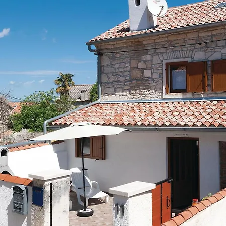 2 Bedroom In Rakalj